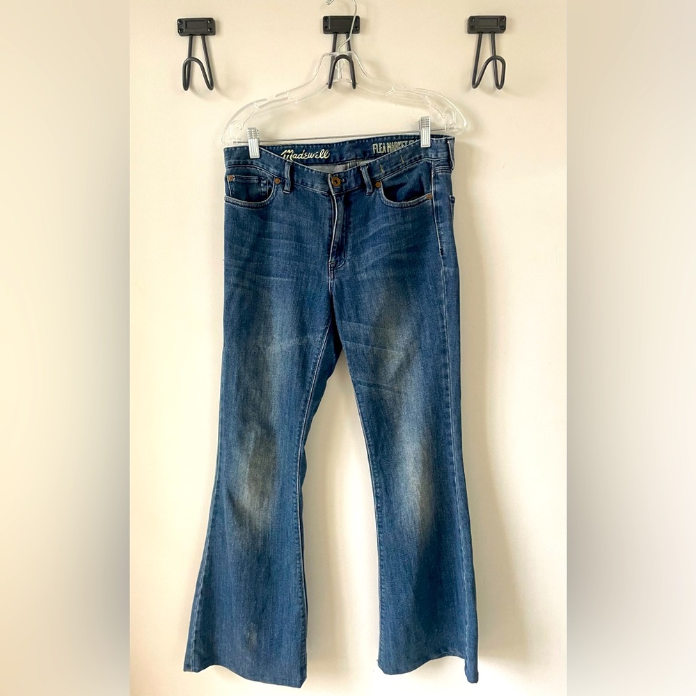 Madewell, Flea Market Flare, size 30 x 30 medium wash flare denim jeans